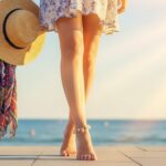 Modne dodatki na lato: bandany, anklet i słomkowe kapelusze